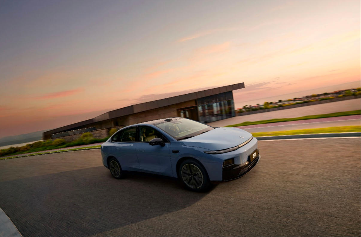 零跑B01正式上市 售价8.98万-11.98万元