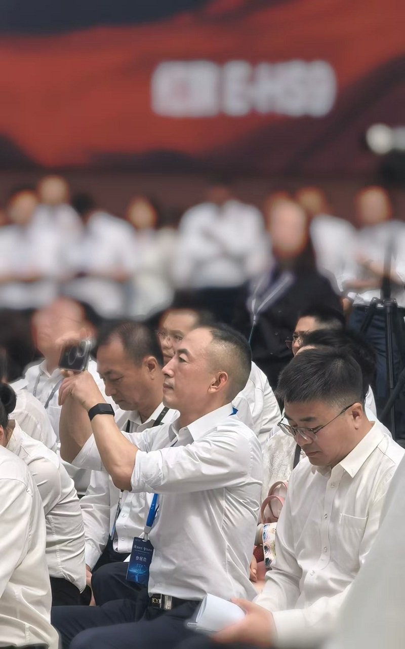 英唐智控受邀参加中国一汽红旗供应链创新科技展