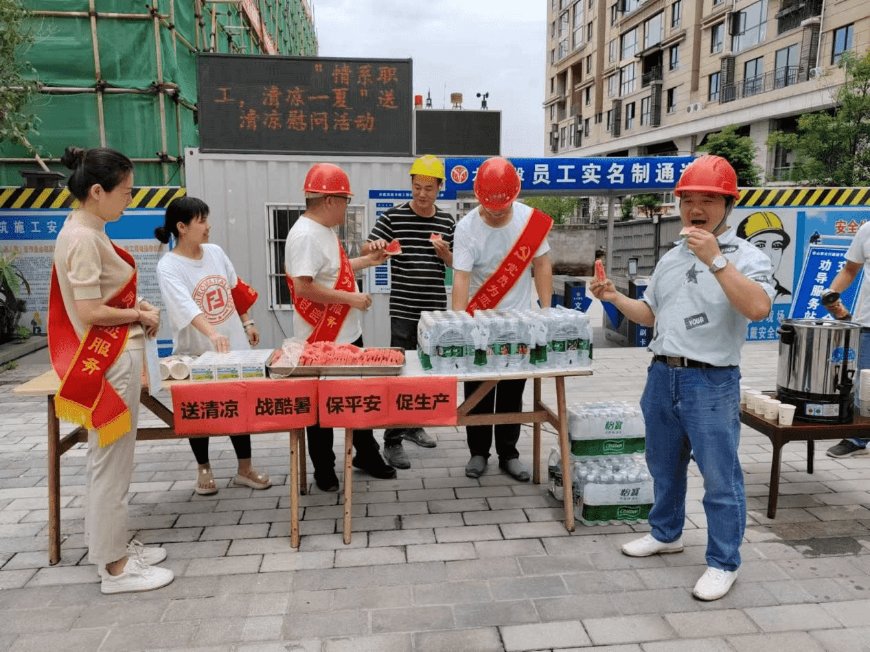 图为活动现场 李鑫摄