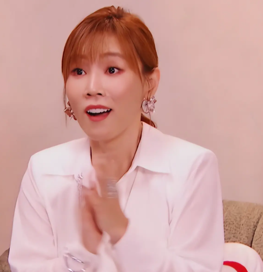 《歌手2025》突围赛名单曝光，李佳薇、范玮琪等十位歌手参赛，马嘉祺、GAI、格瑞丝等多名淘汰选手将不参加