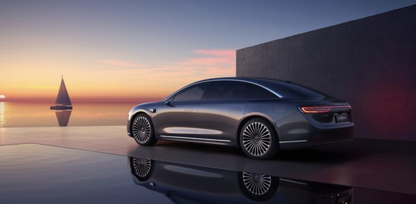 享界S9增程系列开启OTA升级 智驾领航辅助支持过ETC