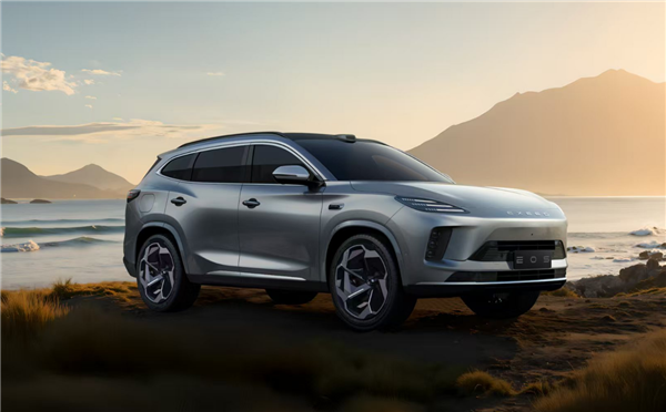 买不起保时捷的Macan的可以看看！奇瑞星纪元E05官图发布