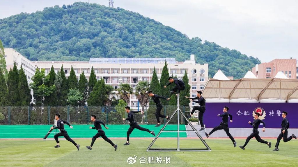 #合肥黑豹突击队太帅了# #合肥公安局有支黑豹突击队#