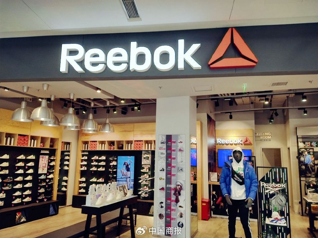锐步曾与耐克和阿迪达斯并肩,堪称运动界的“顶流”。图为上海一家锐步门店。(图片由CNSPHOTO提供)