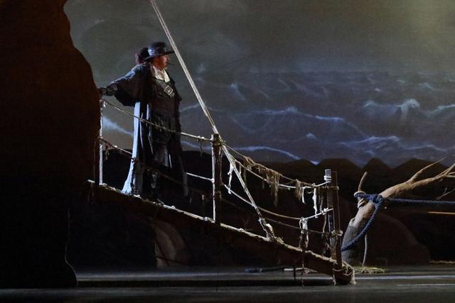 上海大剧院公布新演出季：既是演艺码头，也是原创源头