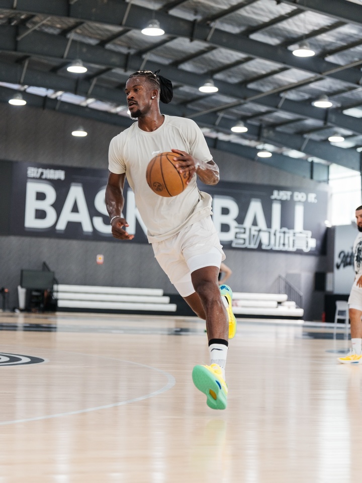 巴特勒展望新赛季：罗宾会拼了命 蝙蝠侠就是蝙蝠侠 追梦是战车