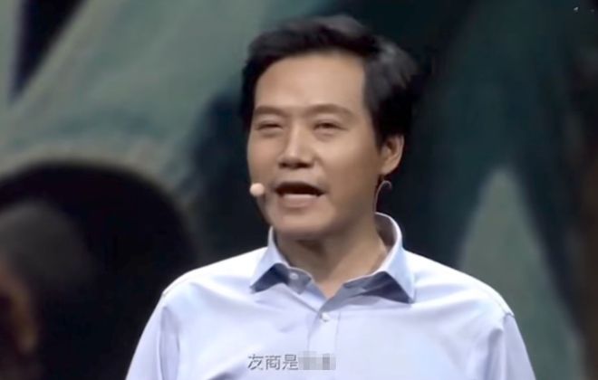 i8和卡车对撞之后,最该被喷的或许不是理想。