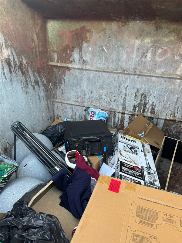 垃圾堆里捡到10年前配置主机!i5-6600+R9 380:清理后竟还能用