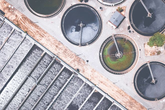 微软怒掏17亿美金,只为美国人的490万吨屎。