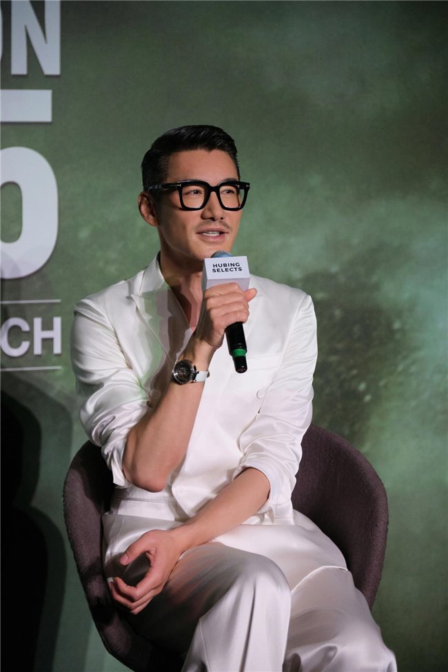 胡兵领衔中国时尚全链力量首征伦敦时装周闭幕秀 「BING’S CLOCK」正式官宣