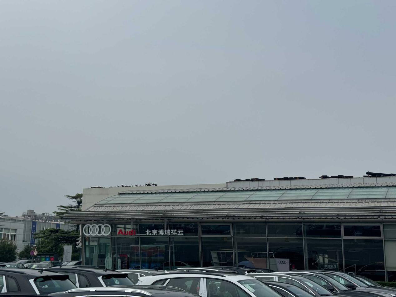 探店一汽奥迪Q6L e-tron：经典豪华感与创新体验融合