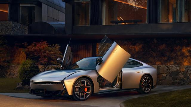 小鹏汽车：自我造血能力增强 二季度现金流超20亿元