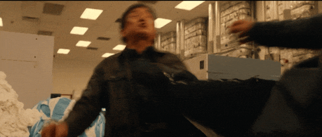 图自/《捕风追影》预告