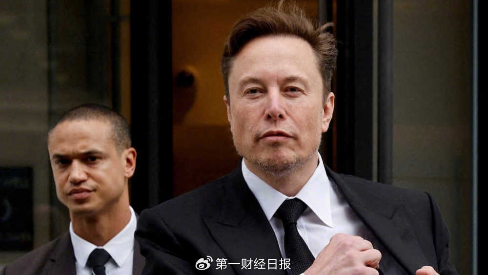 马斯克旗下xAI起诉苹果与OpenAI，指控两者合谋垄断AI市场