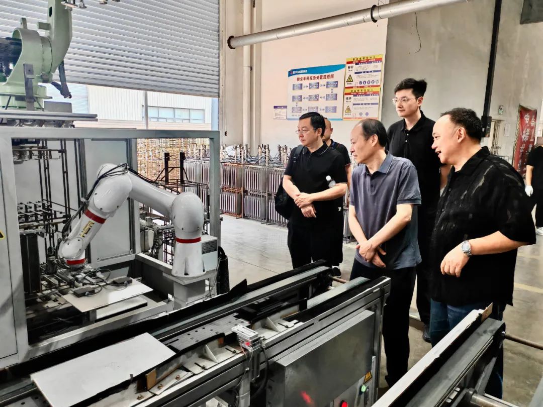 集团领导带队赴重庆开展招商考察