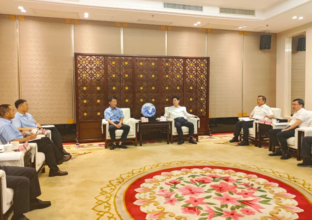 会见现场。