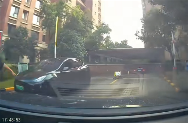 途昂主动刹停功能时常误判 上汽大众：不好用但无法关闭