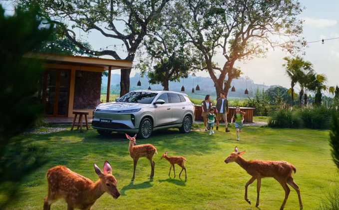 中经Auto视界|风神L8向家用SUV市场投下“质价比炸弹”，首款全地形露营SUV福特智趣烈马全球首发