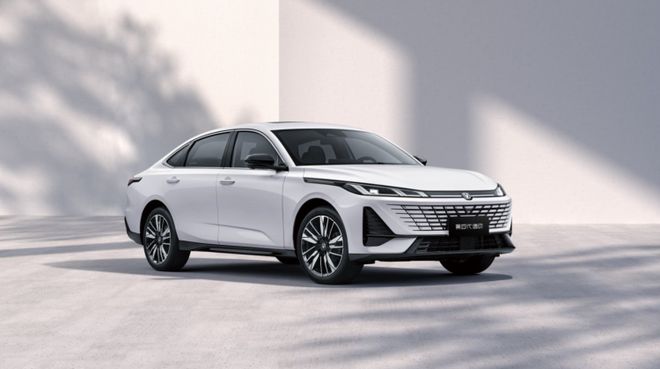 经济型家轿不纠结之选：第四代长安逸动，限时售价7.29万元起