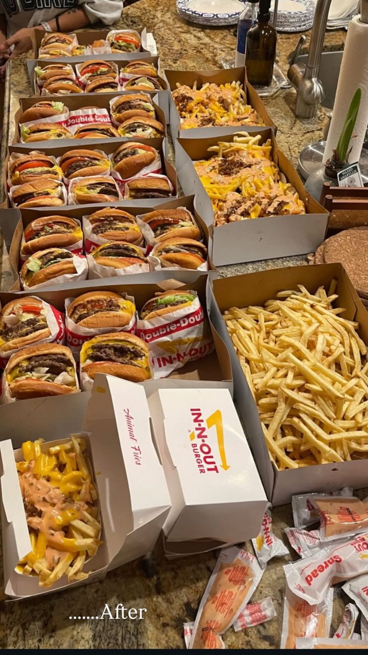 放飞自我了？林书豪社媒晒出一大桌子高热量美食