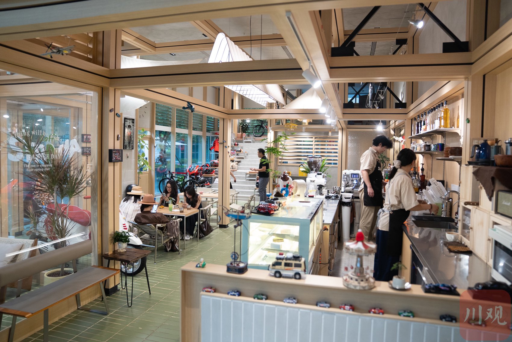 三菱电机中央空调门店。李强 摄