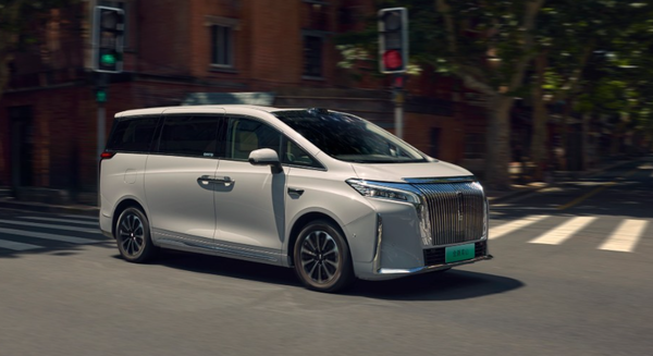 最新中国MPV销量TOP 10公布：理想MEGA暂列第9