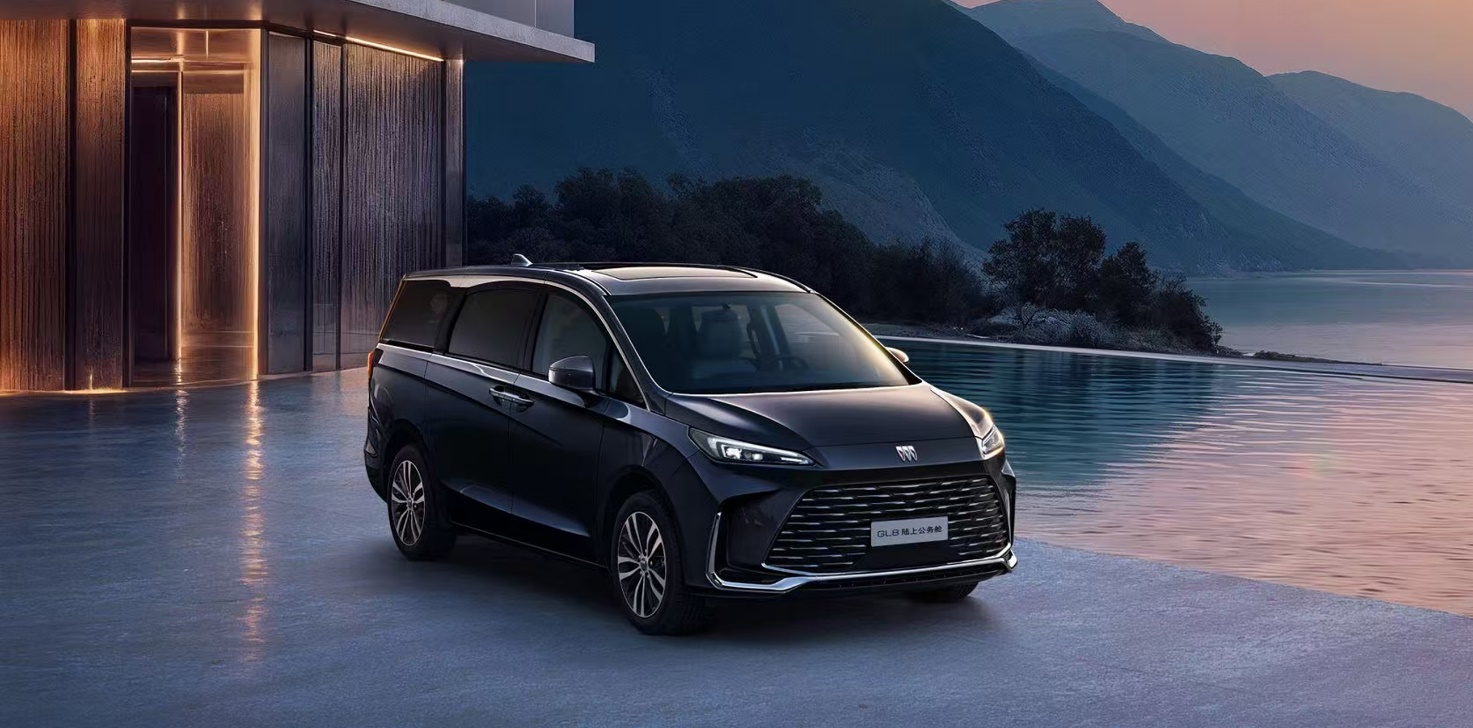 全新GL8陆上公务舱推出智享版车型 售价24.99万元