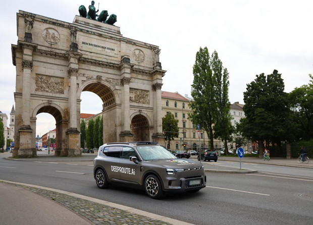 元戎启行亮相慕尼黑车展，量产10万辆车撬动全球市场