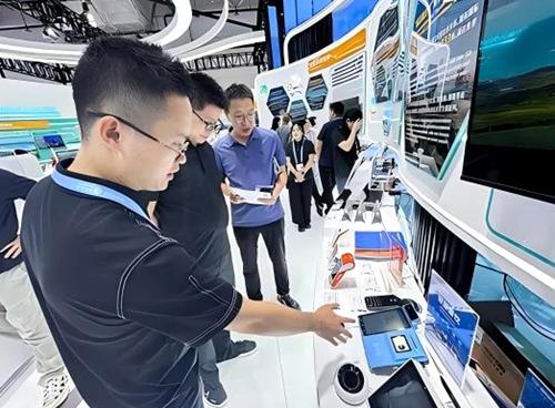 新大陆科技集团一系列创新科技产品亮相福建馆。受访者供图