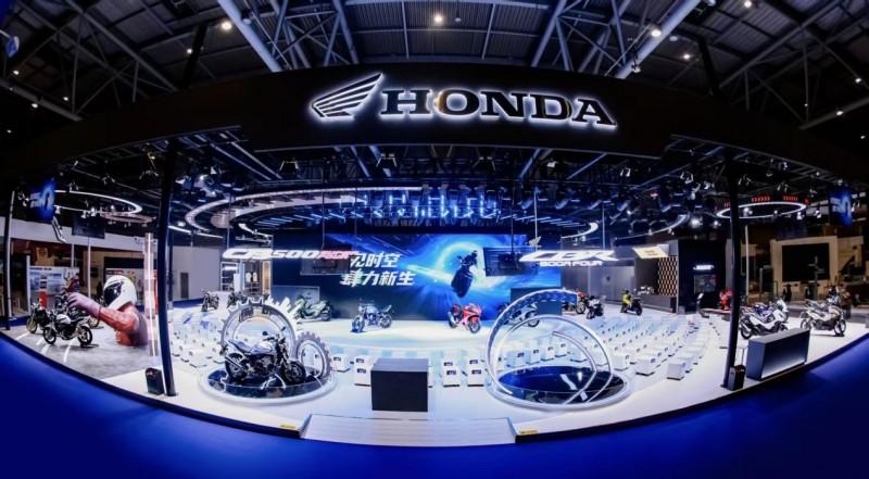 四缸新纪元 Honda CB SUPER FOUR全球首发