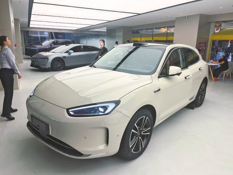 新能源车投保贵问题仍待解