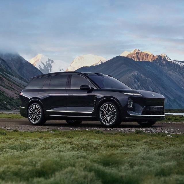 突围豪华SUV红海！全新ES8要做大型纯电豪华SUV的“终结者”？