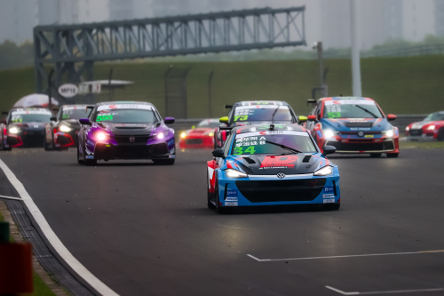 大众汽车燃赛场！全新凌渡L GTS赛车CTCC夺冠