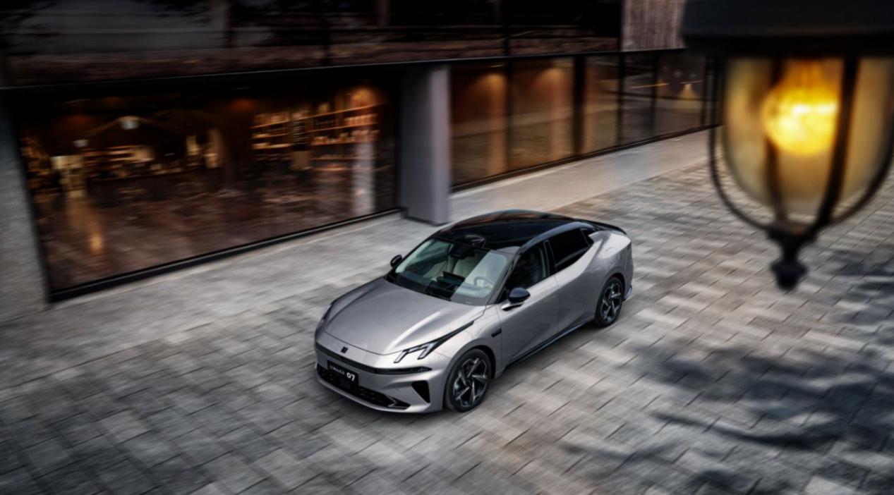 入门即高配！全新领克07 EM-P上市 限时价13.98万元起