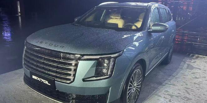 捷途“路虎”9.99万元起售，拉低大七座SUV门槛抢占油车市场