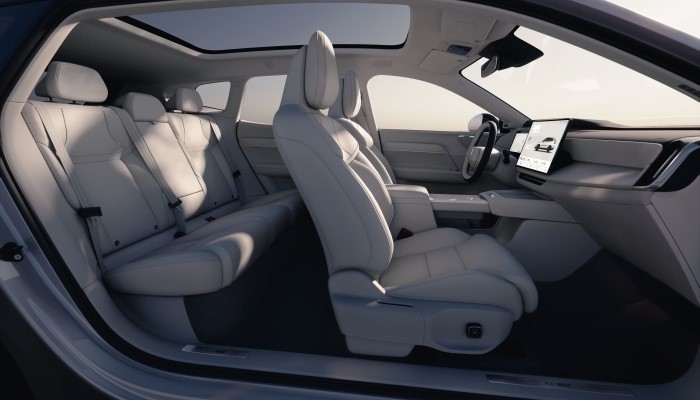 一周新车盘点 | 沃尔沃XC70正式上市 理想i6VLA大模型终身免费