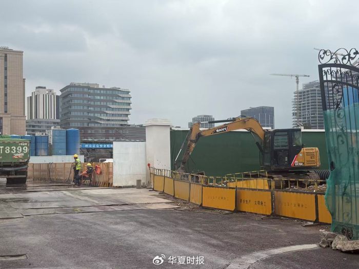 徐汇区C030301单元125-31地块工地。  李贝贝/摄