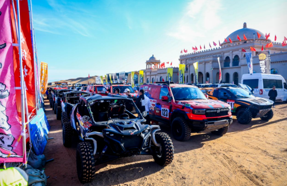 2025COC杭锦旗站暨NCC沙漠拉力赛启幕