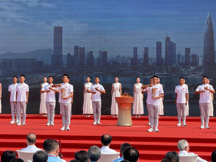 火种采集现场,陈梦璇摄