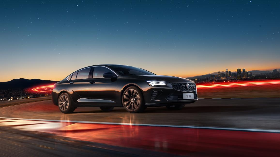 别克君威推全新曜黑竞速套件 “最美君威” 热血回归