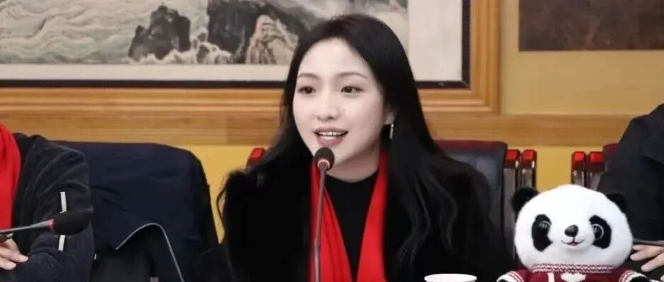 入行8年,我成了都江堰猕猴桃的“形象代言人”