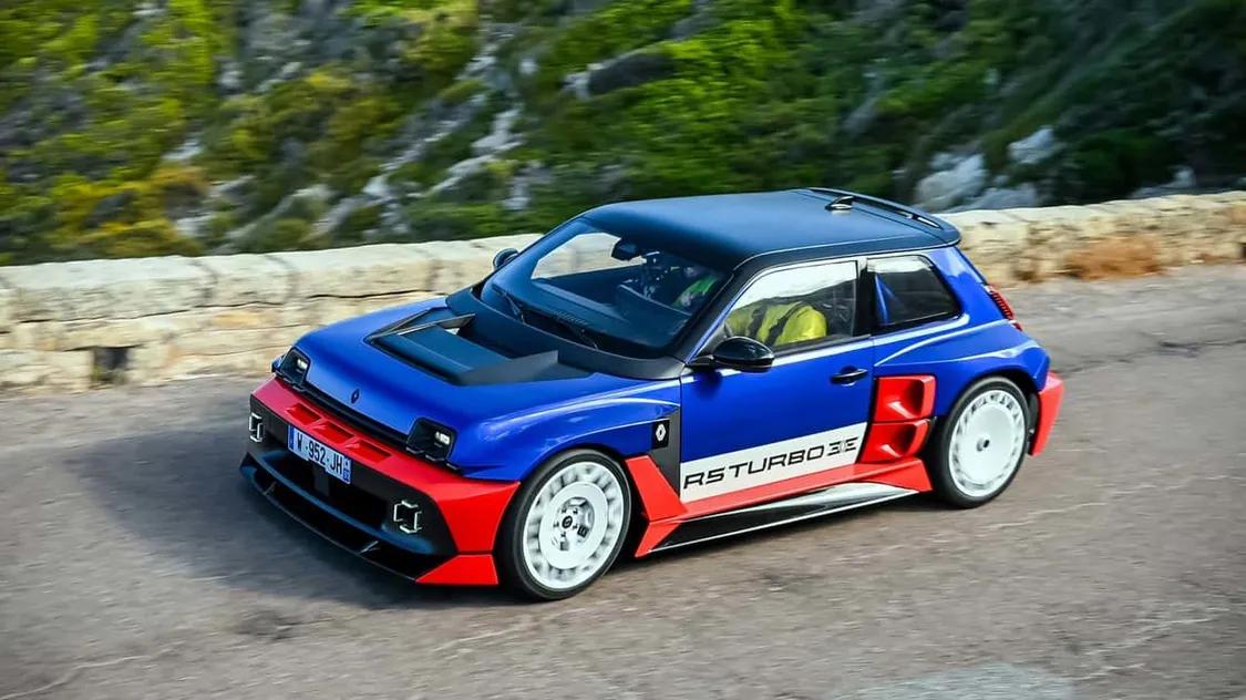 雷诺推出“小钢炮”5 Turbo 3E：555马力轮毂电机，漂移更轻松