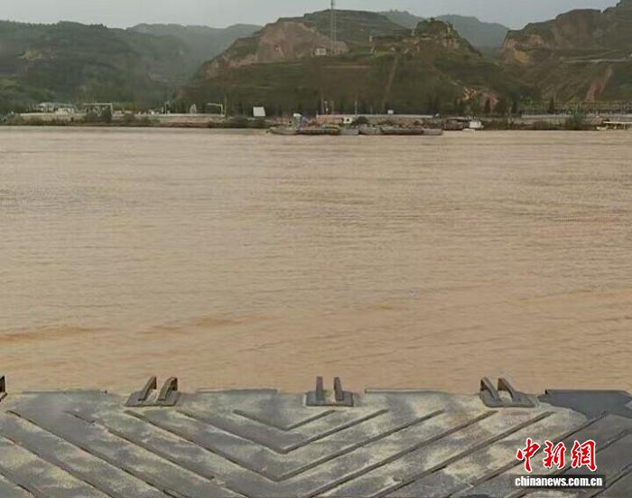 秦晉黃河浮橋已於12日13時許臨時拆除。合陽黃河浮橋管理有限公司供圖