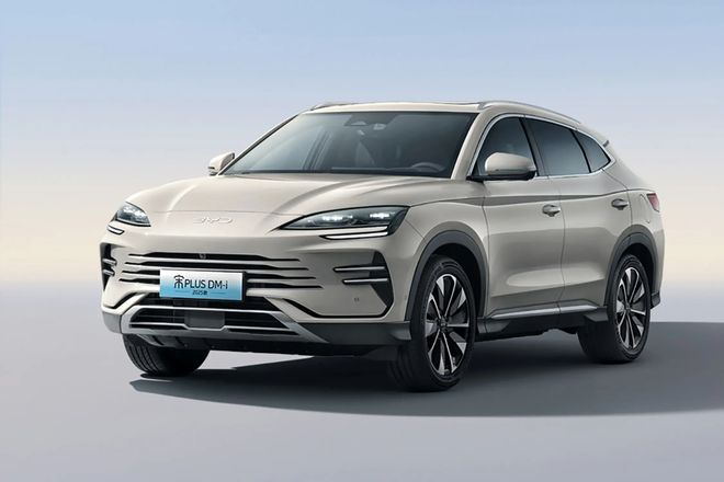 宋PLUS停产了？没想到同事终究还是买了绝版车。。。