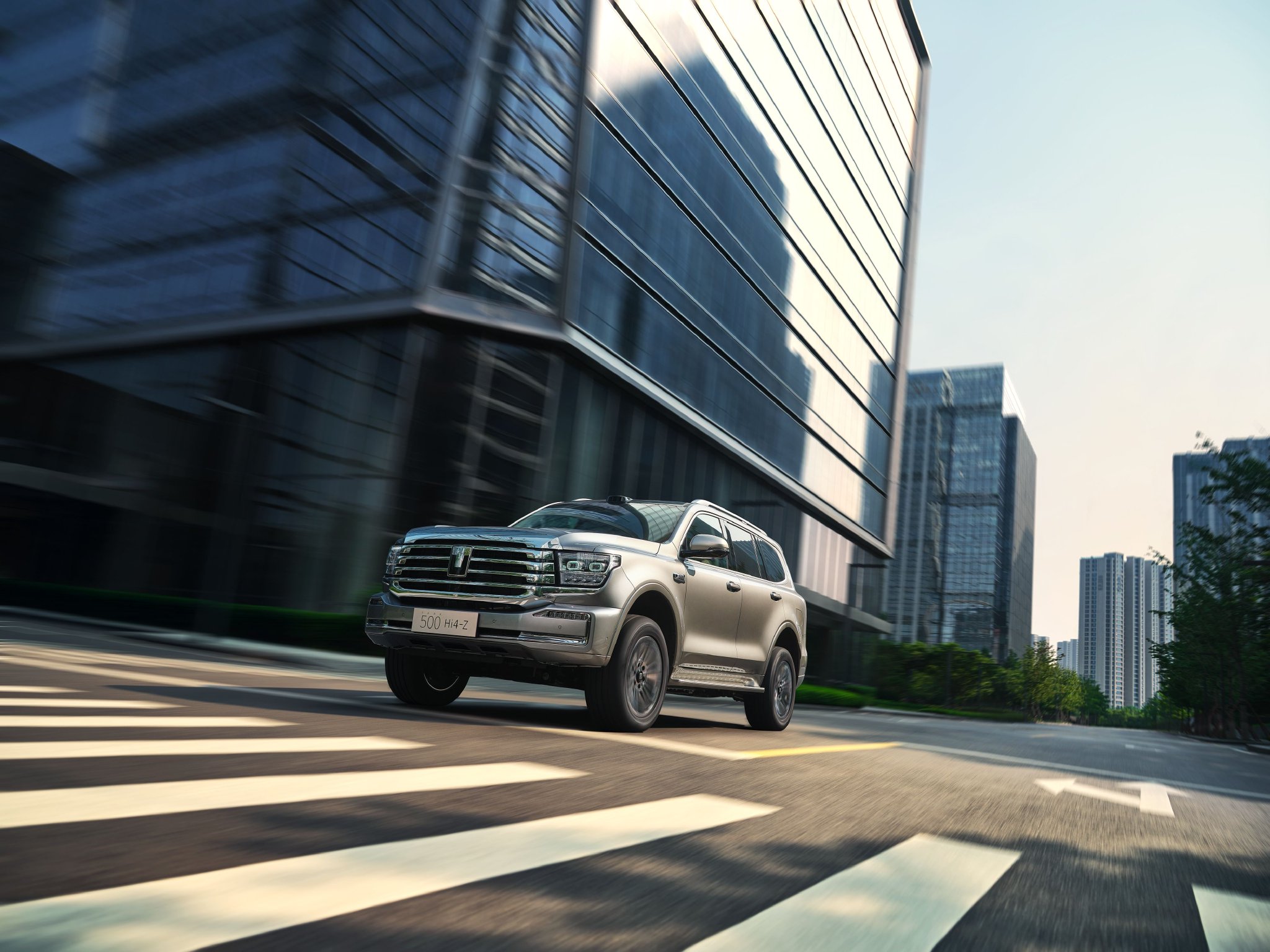 单月销量7086辆！全新坦克500重塑豪华越野格局