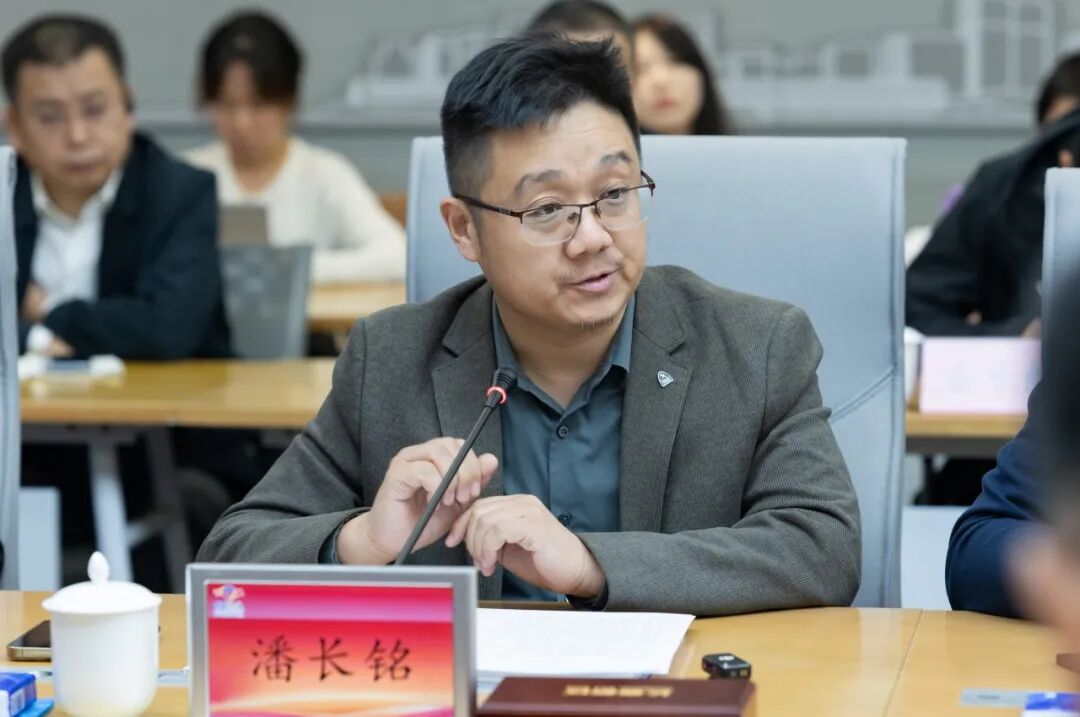 纽沃德新材料(上海)有限公司董事长潘长铭