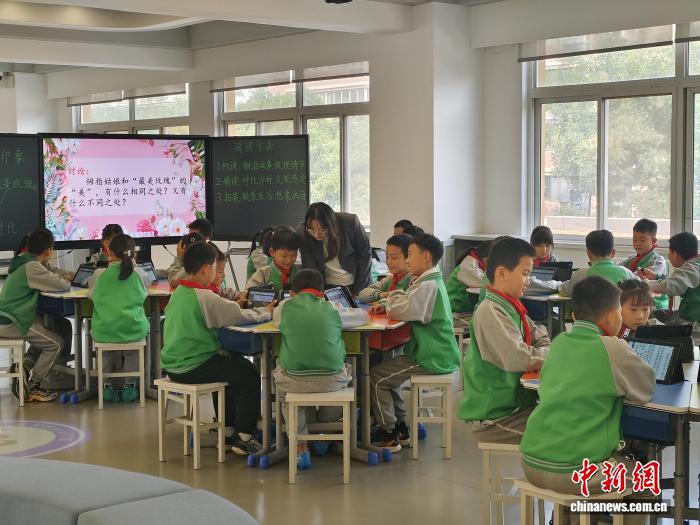 興慶區第二十五小未來閱讀中心。李詠琪 攝