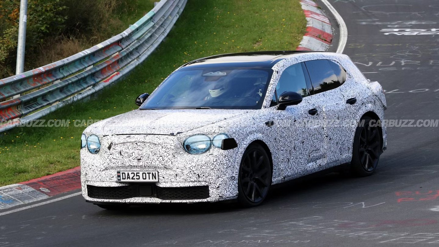 宾利首款电动 SUV 路测图曝光：WLTP 工况 560 公里 + 近 1000 马力