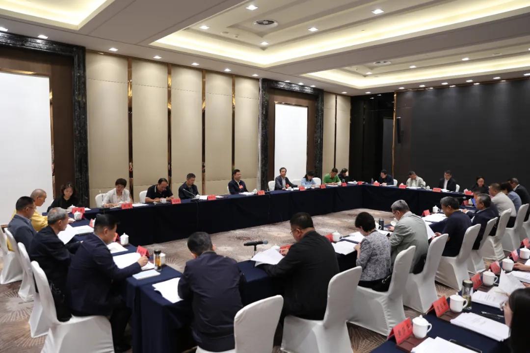 自治区政协十二届常委会第十六次会议