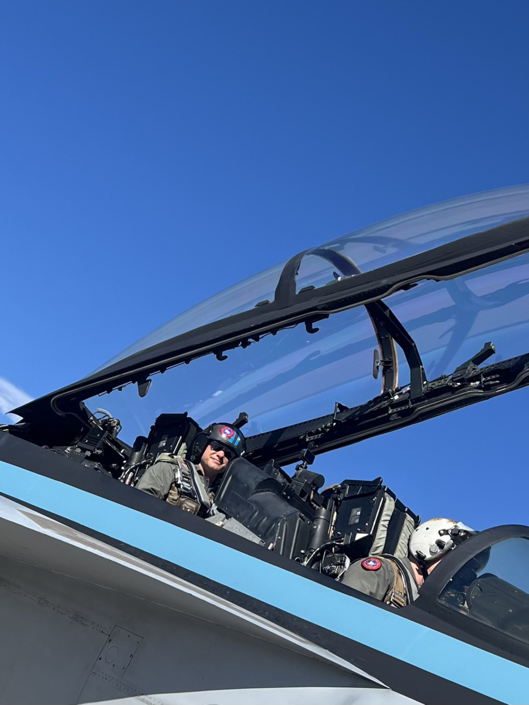 美政府“停摆”，防长坐战机宣传“壮志凌云”被指浪费资源